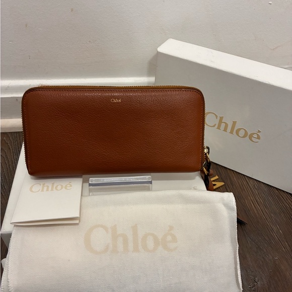 Chloé Brown Leather Zip Wallet-Dust Box, Box, papers - Picture 8 of 8